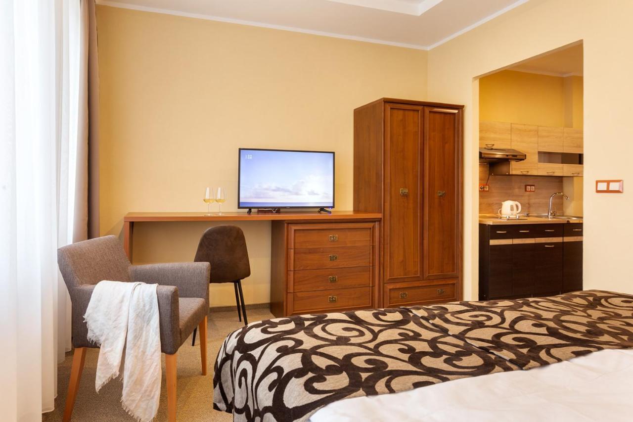 Hotel Na Vyvoji Vlašim Exteriör bild